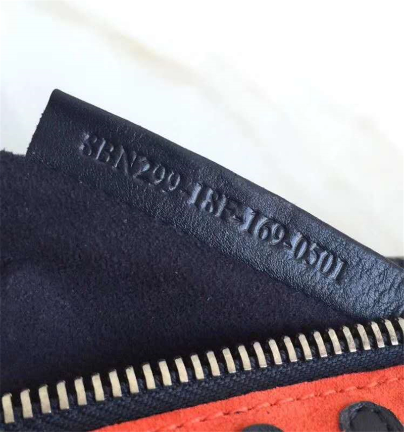 8785 FENDI 芬迪 小牛皮時(shí)裝秀款 水波紋 手提斜跨肩包 紅色