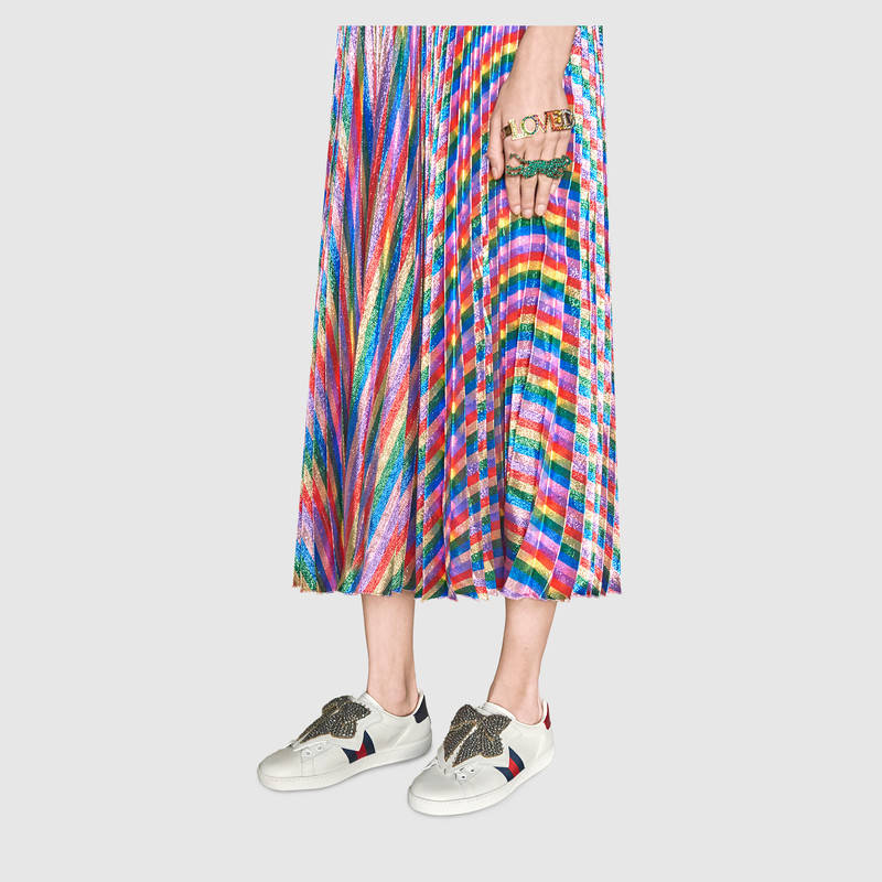 481154 Ace系列 可拆卸貼飾水晶蝴蝶結(jié) 紅藍(lán)織帶 運(yùn)動(dòng)鞋 白色