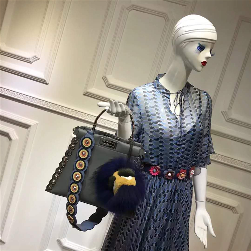 8106M FENDI芬迪 PEEKABOO中號 錦蛇皮索環(huán)邊緣 手提包 灰色