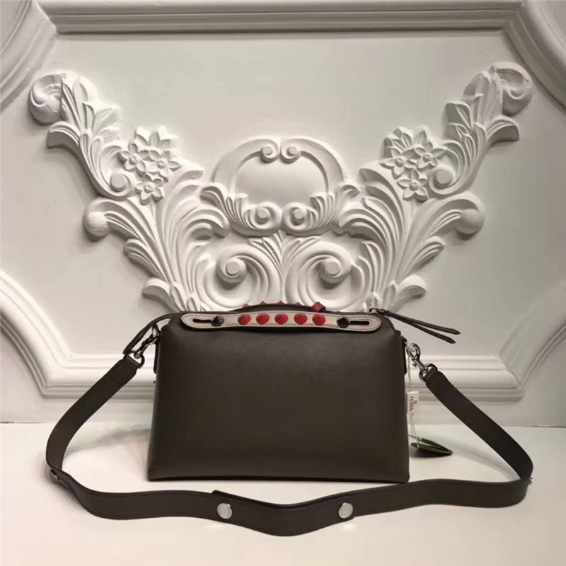 129 fendi女包 芬迪手提包 小牛皮 BY THE WAY系列 波士頓手袋