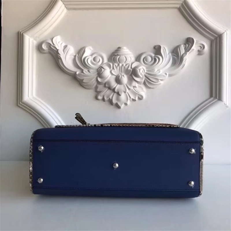 0396 FENDI芬迪 AL_AS fendiRUNAWAY 手提袋 經典雙F 芬迪包包