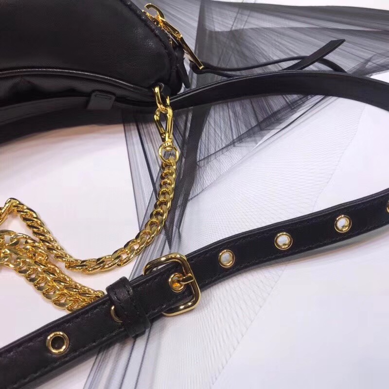 5BL010 MIUMIU專柜新款 腰包 褶皺綿羊皮 腰包單肩 兩用包 黑色