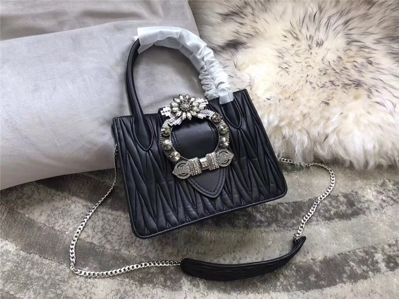 5BA081 專柜新款 MIU LADY 小羊皮 仿水晶大鉆裝飾 手提肩包 黑色銀扣