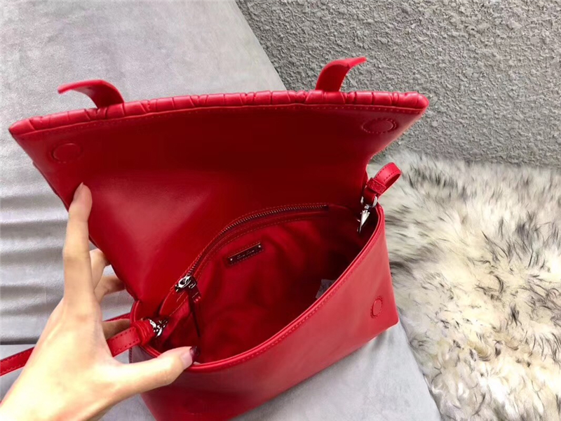 5BD076 MIUMIU繆繆 專柜新款 Grace Lux 小羊皮 單肩斜跨包 紅色
