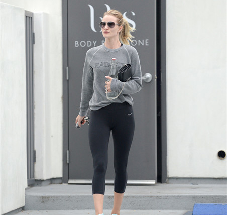 �_�硤�h���D-����������YSL朗l������