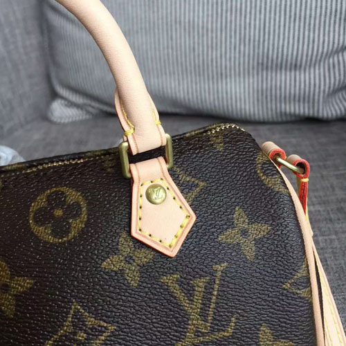 分辨nano speedy lv迷你包真假就看這兩點