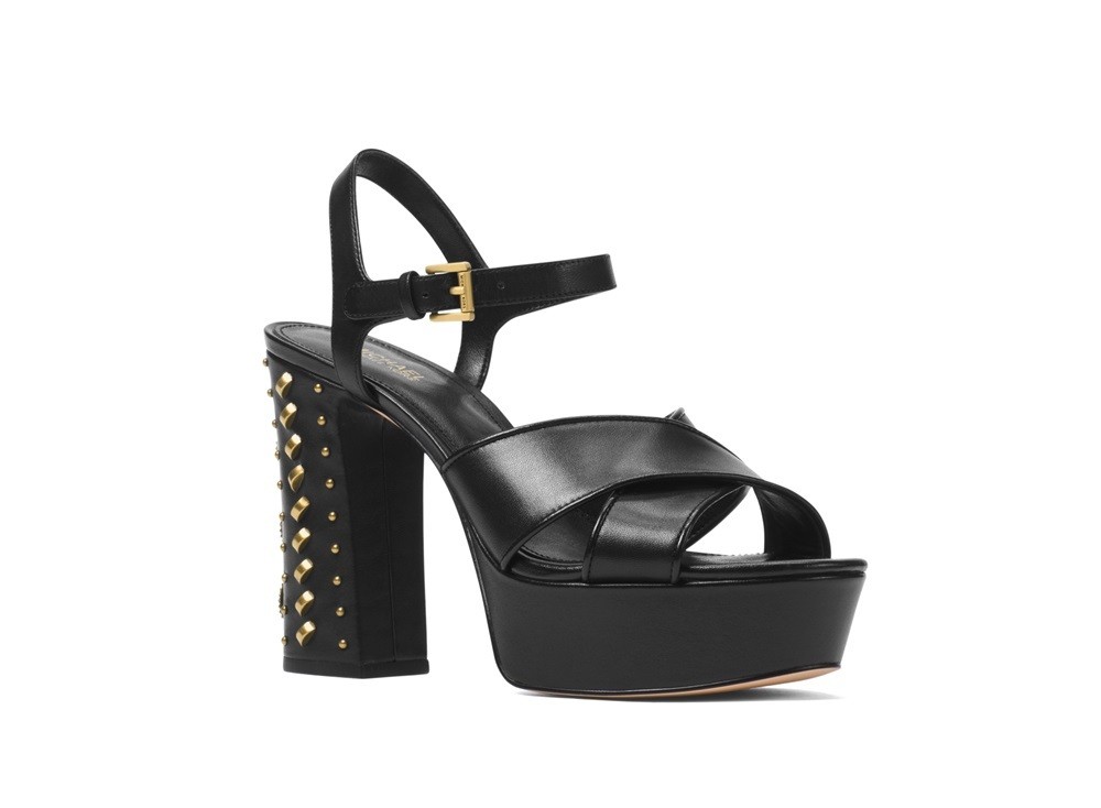 Roryϵ�и߸�Ь���ۃr9,500Ԫ���D��MICHAEL KORS�ṩ