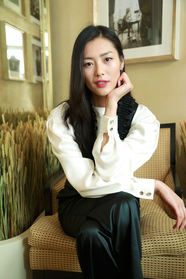 ��Ѹ���������^Les Bles de CHANELϵ��չ�[