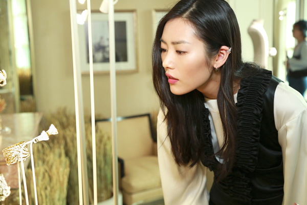 ��Ѹ���������^Les Bles de CHANELϵ��չ�[